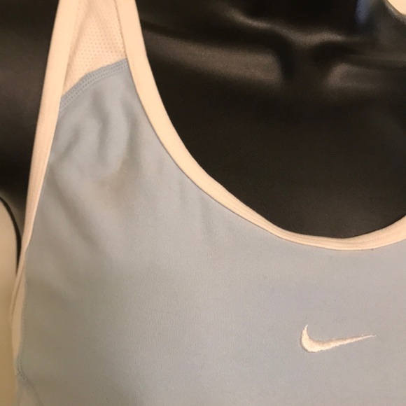 Nike drifit tank - Picture 2 of 4